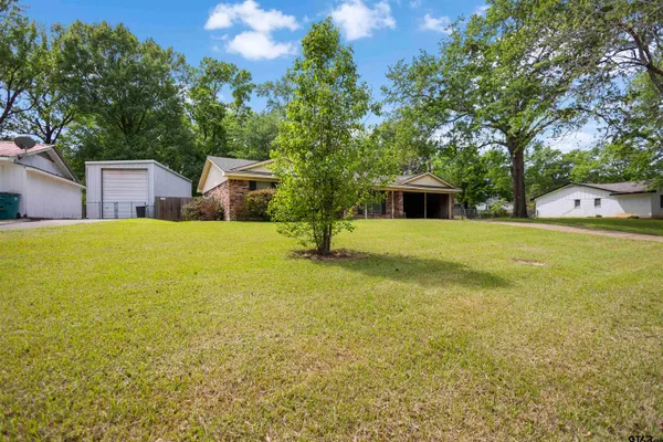 $149,000 | 607 Beverly Drive, Carthage, TX 75633
