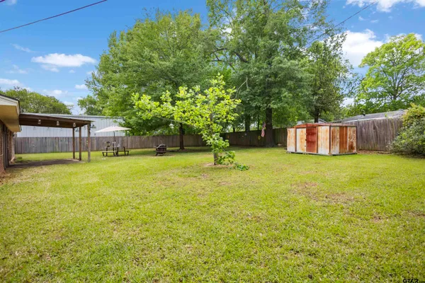 $149,000 | 607 Beverly Drive, Carthage, TX 75633