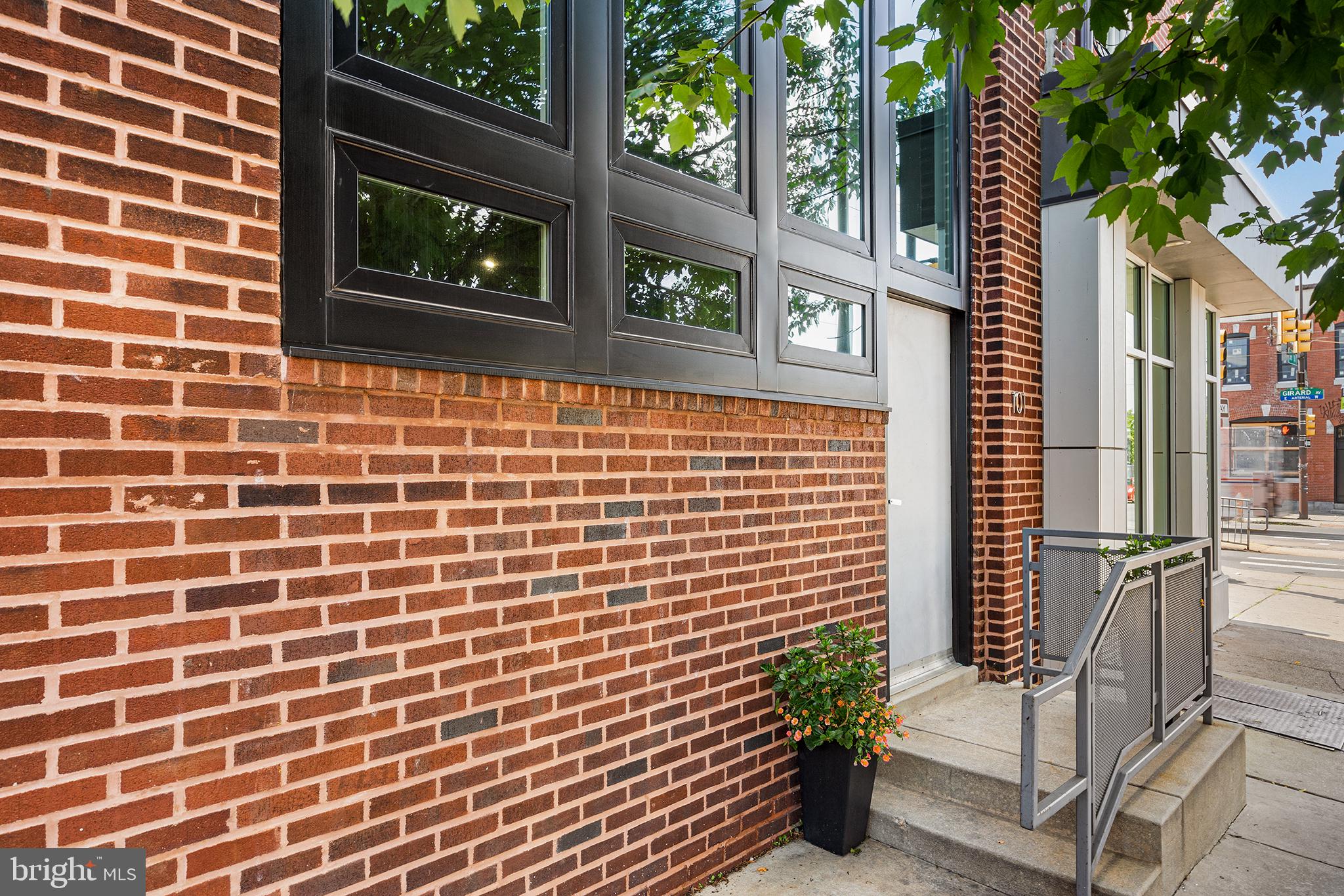 1203 North 3rd Street, Unit 101 Philadelphia, PA 19122 - Photo 25 of 31 Entrance from N. 3rd st