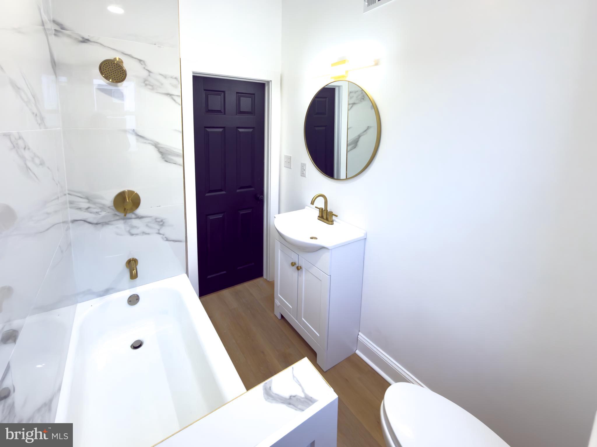 5237 Greenway Avenue Philadelphia, PA 19143 - Photo 20 of 28 Upstairs Full Bathroom