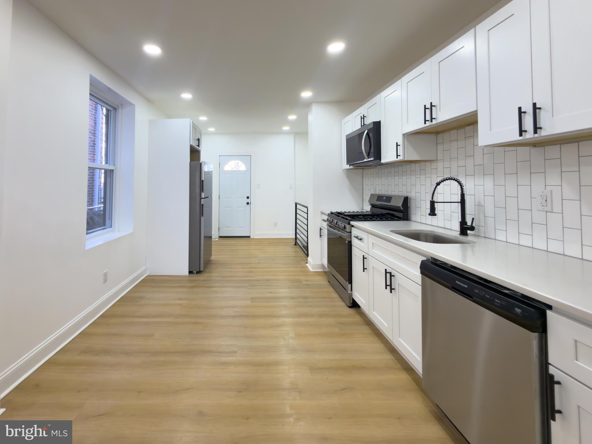 5237 Greenway Avenue Philadelphia, PA 19143 - Photo 10 of 28 Kitchen