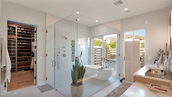 $5,100,000 | 6114 East Calle Del Norte, Scottsdale, AZ 85251
