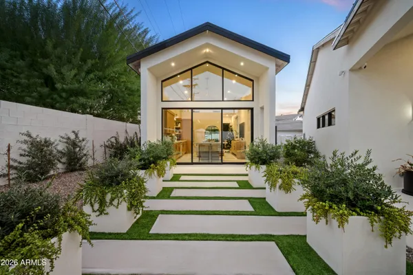$5,100,000 | 6114 East Calle Del Norte, Scottsdale, AZ 85251