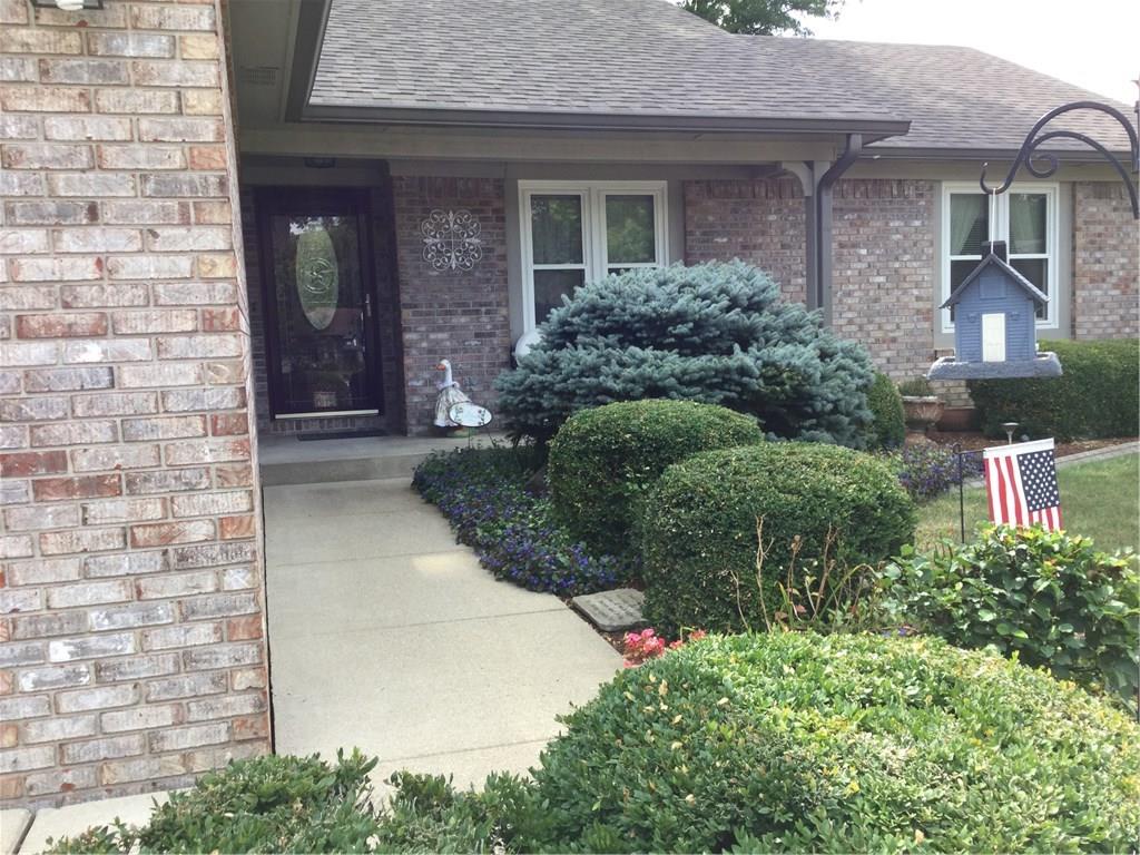 633 Green Ridge Drive Avon, IN 46123 - Photo 1 of 37 Gallery Image 1