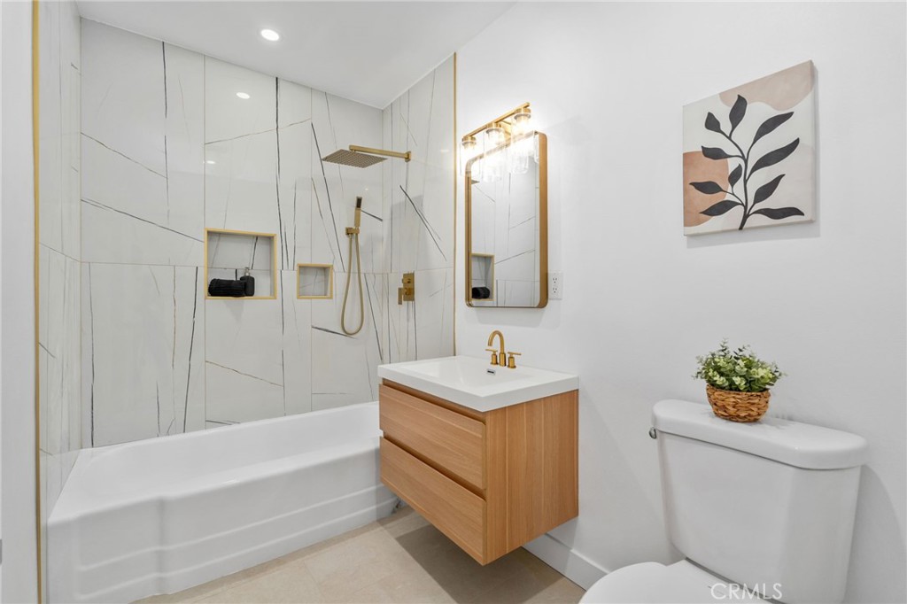 22027 Bolsa Avenue Carson, CA 90745 - Photo 19 of 30