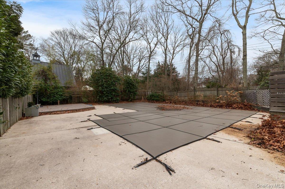 98 Squiretown Road Hampton Bays, NY 11946 - Photo 29 of 36