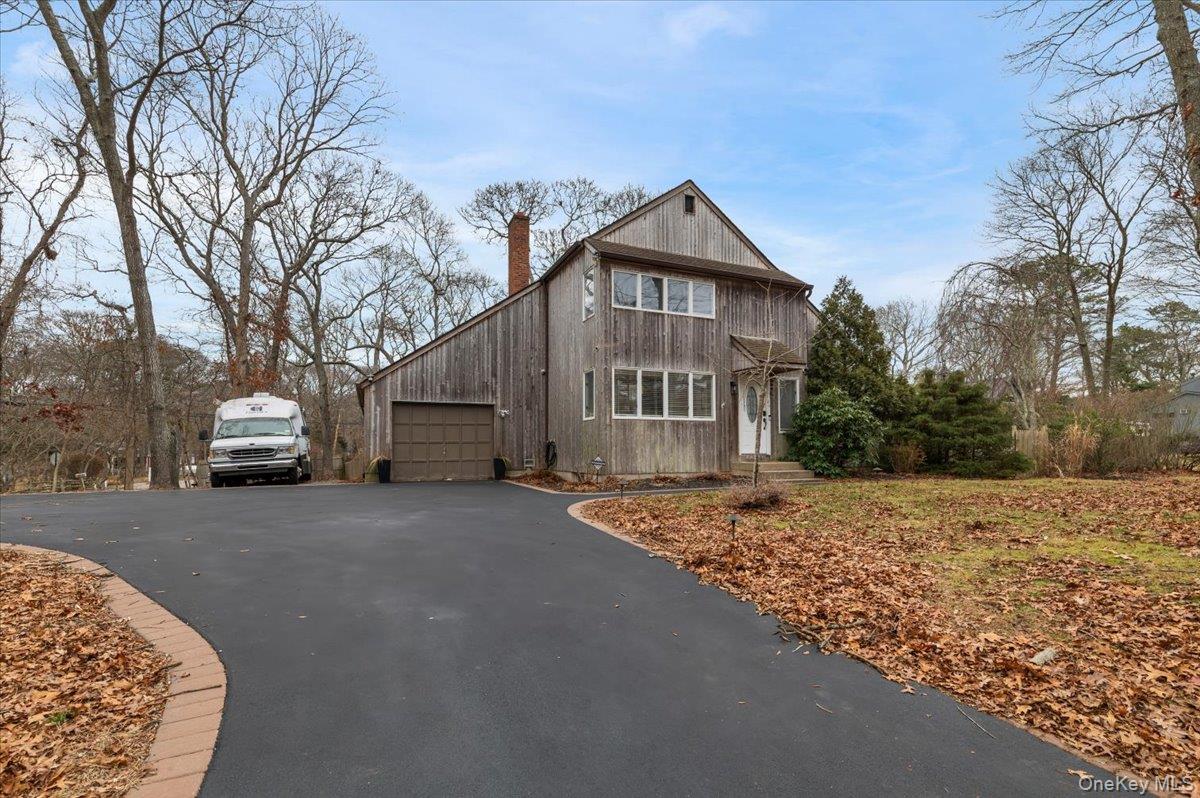 98 Squiretown Road Hampton Bays, NY 11946 - Photo 35 of 36