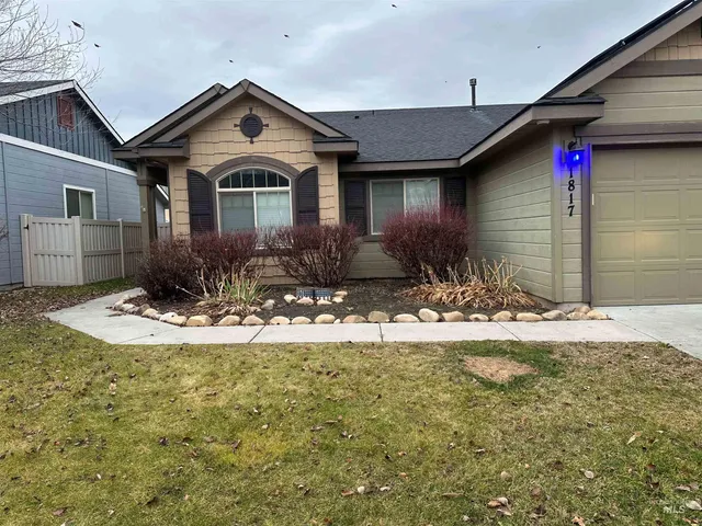 $385,000 | 1817 Ridge Way, Middleton, ID 83644
