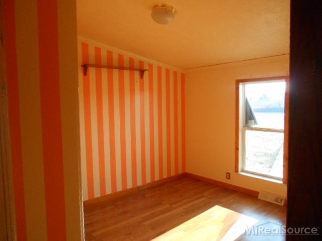 13722 Sullivan Road Capac, MI 48014 - Photo 8 of 15 31226357-7.JPG