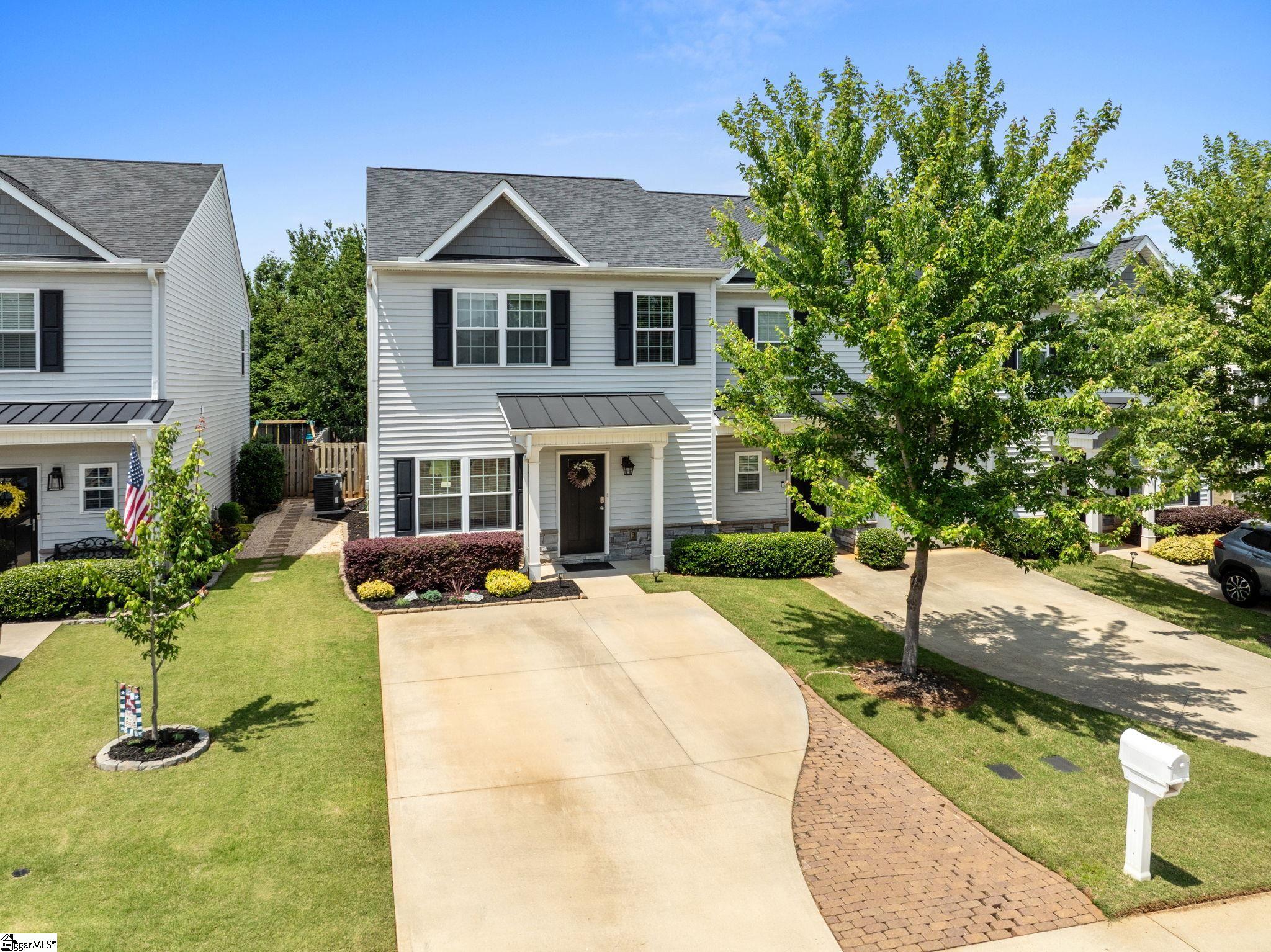830 Chartwell Drive Greer, SC 29650 - Photo 2 of 33