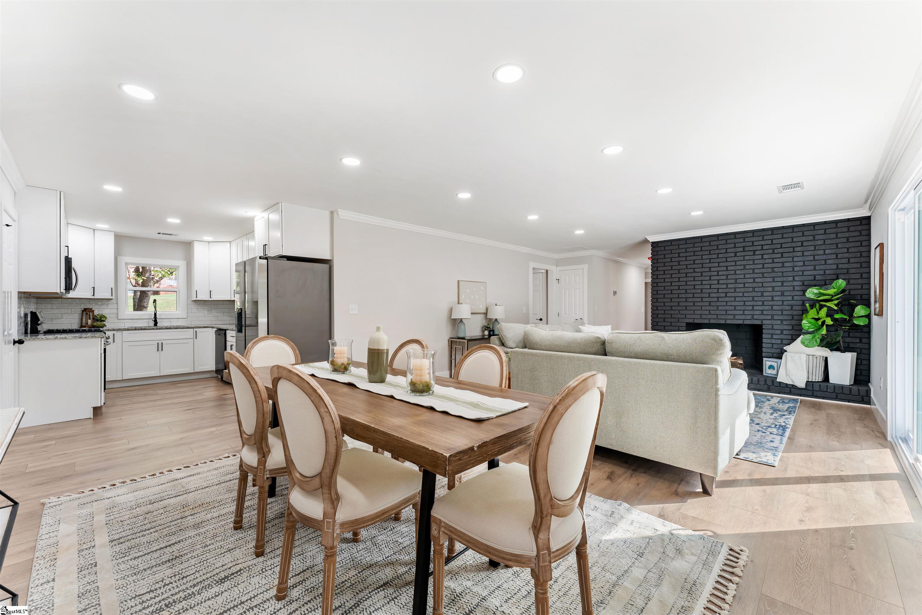 1 Longmeadow Road Taylors, SC 29687 - Photo 12 of 34