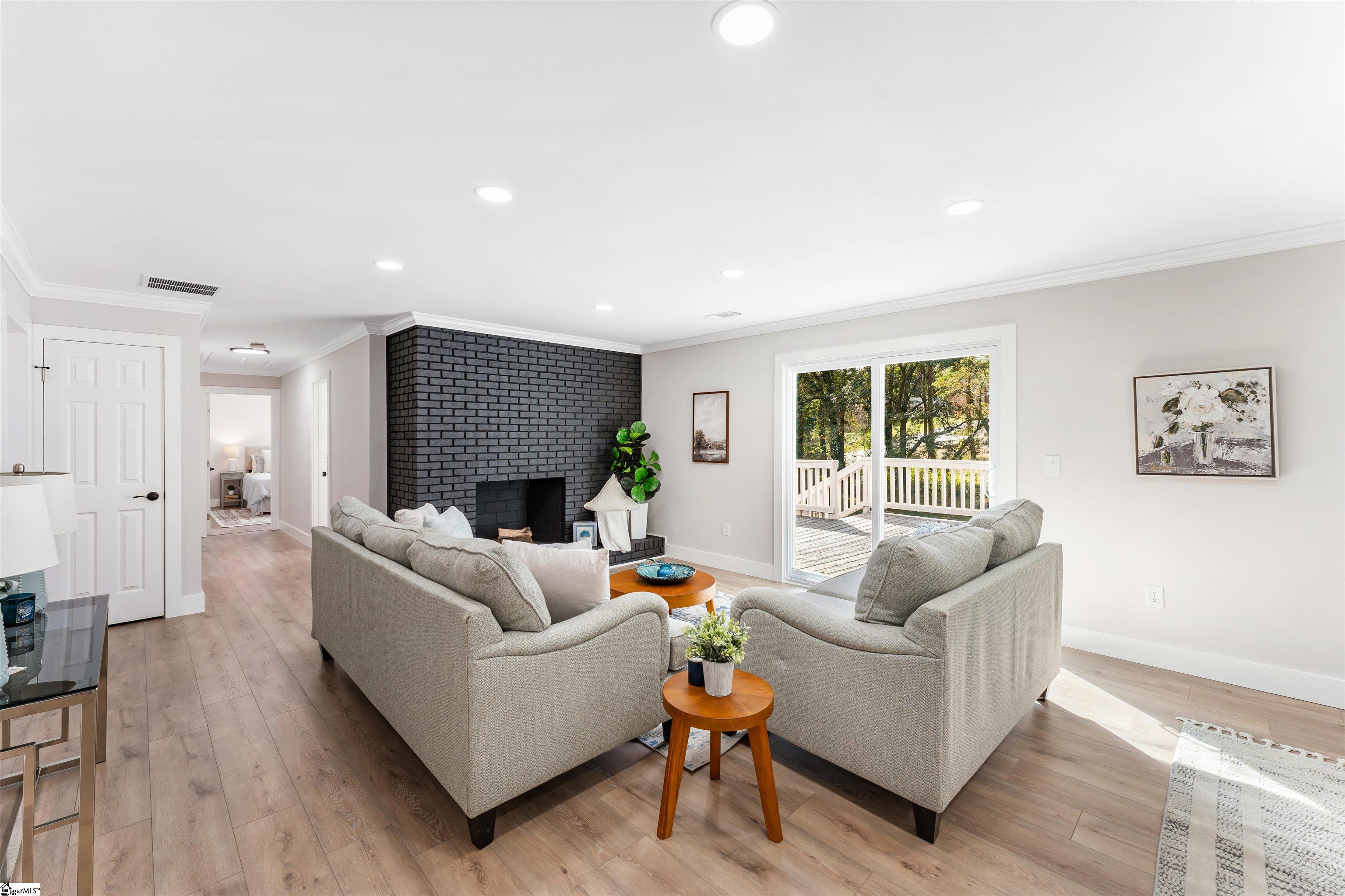 1 Longmeadow Road Taylors, SC 29687 - Photo 10 of 34