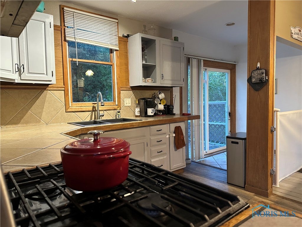 1102 Cresceus Road Oregon, OH 43616 - Photo 9 of 17 Gallery Image 9