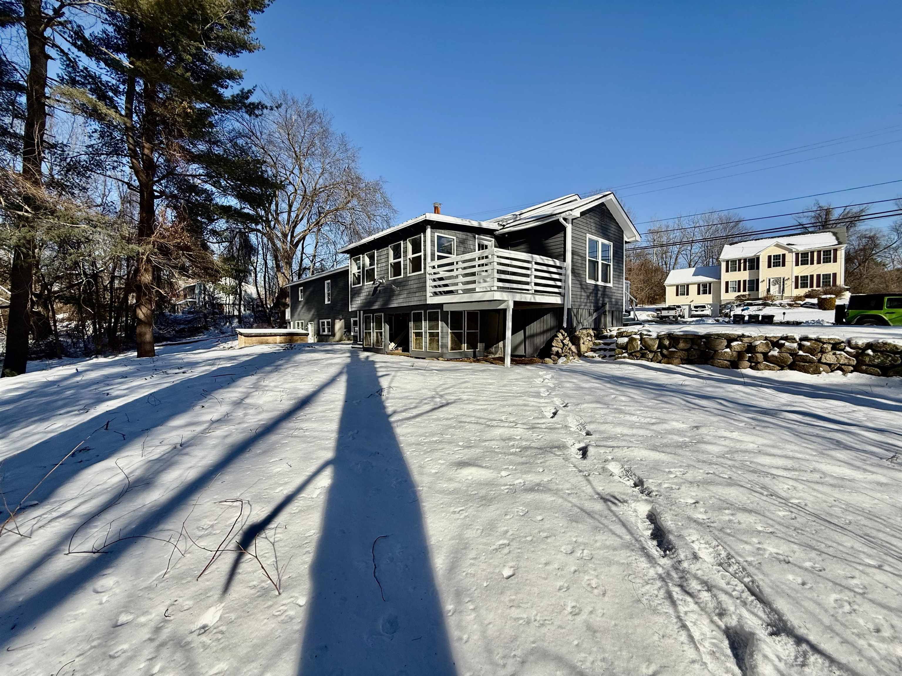 22 Mammoth Road Hooksett, NH 03106 - Photo 33 of 44