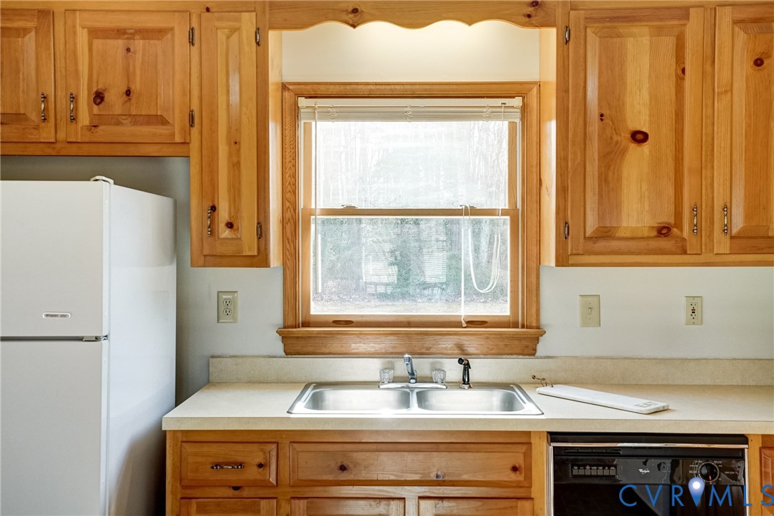 4905 Gray Bark Court Sandston, VA 23150 - Photo 20 of 40