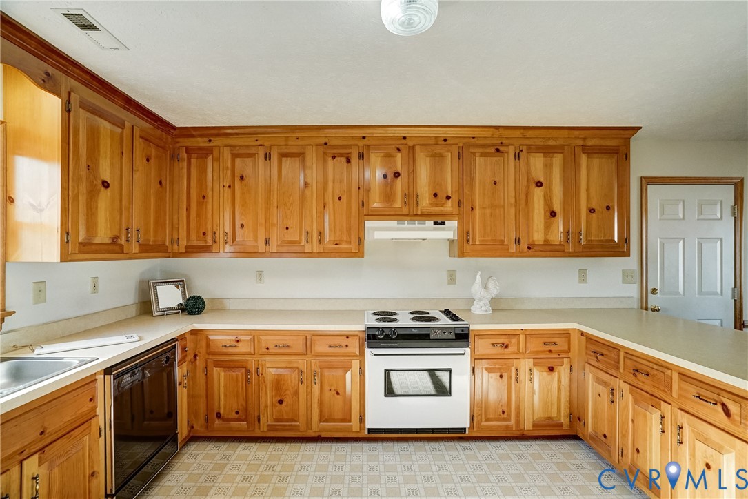 4905 Gray Bark Court Sandston, VA 23150 - Photo 21 of 40