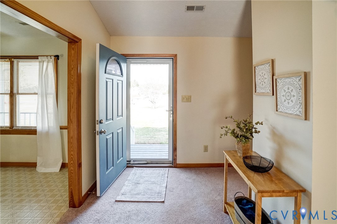 4905 Gray Bark Court Sandston, VA 23150 - Photo 8 of 40