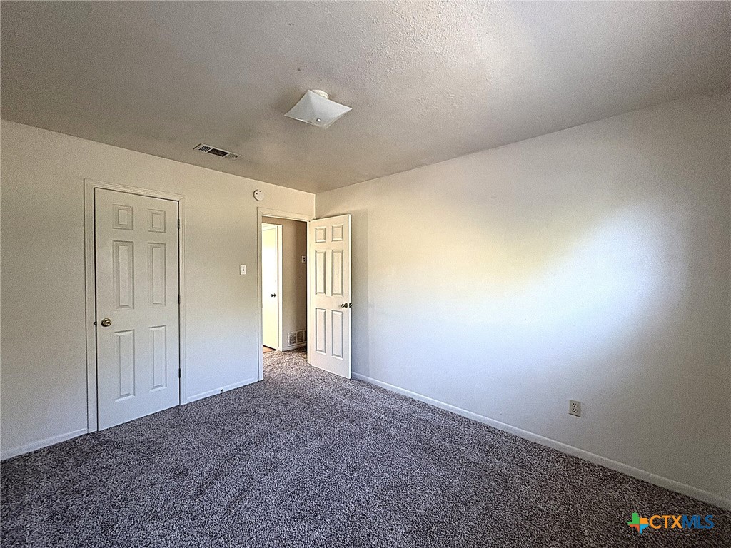 207 Northern Dove Lane, Unit B Copperas Cove, TX 76522 - Photo 3 of 9