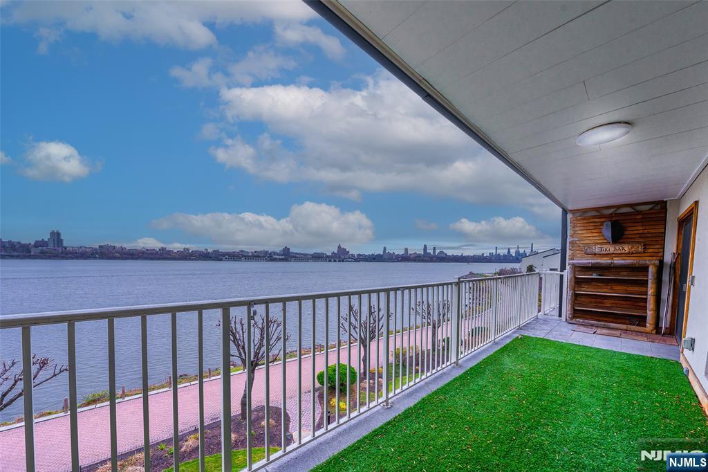 1225 River Road, Unit 7D Edgewater, NJ 07020 - Photo 14 of 41