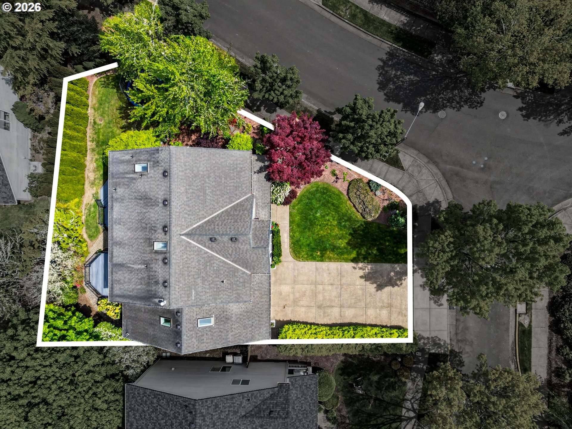 5911 Southwest Banyon Circle Corvallis, OR 97333 - Photo 3 of 48