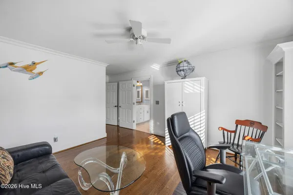 $1,650,000 | 911 White Horse Drive, Greenville, NC 27834