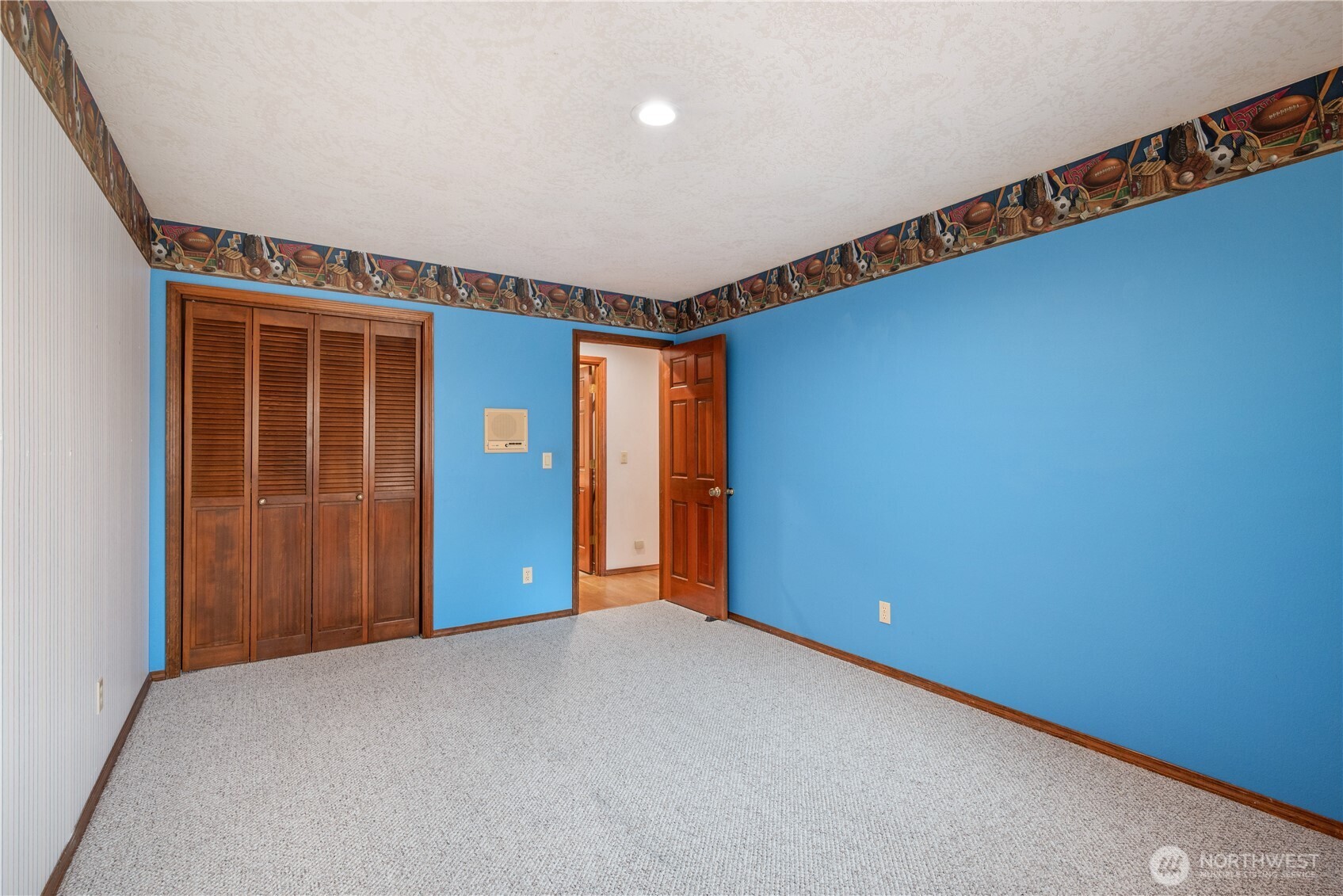 12 City View Boulevard Longview, WA 98632 - Photo 23 of 40 a view of an empty room