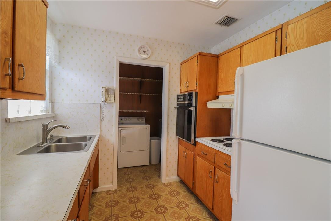 7170 Raleigh Street Hollywood, FL 33024 - Photo 6 of 27 Photo 6