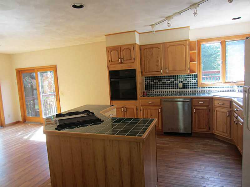 116 Clarke Road Hope, RI 02831 - Photo 12 of 25 Kitchen.