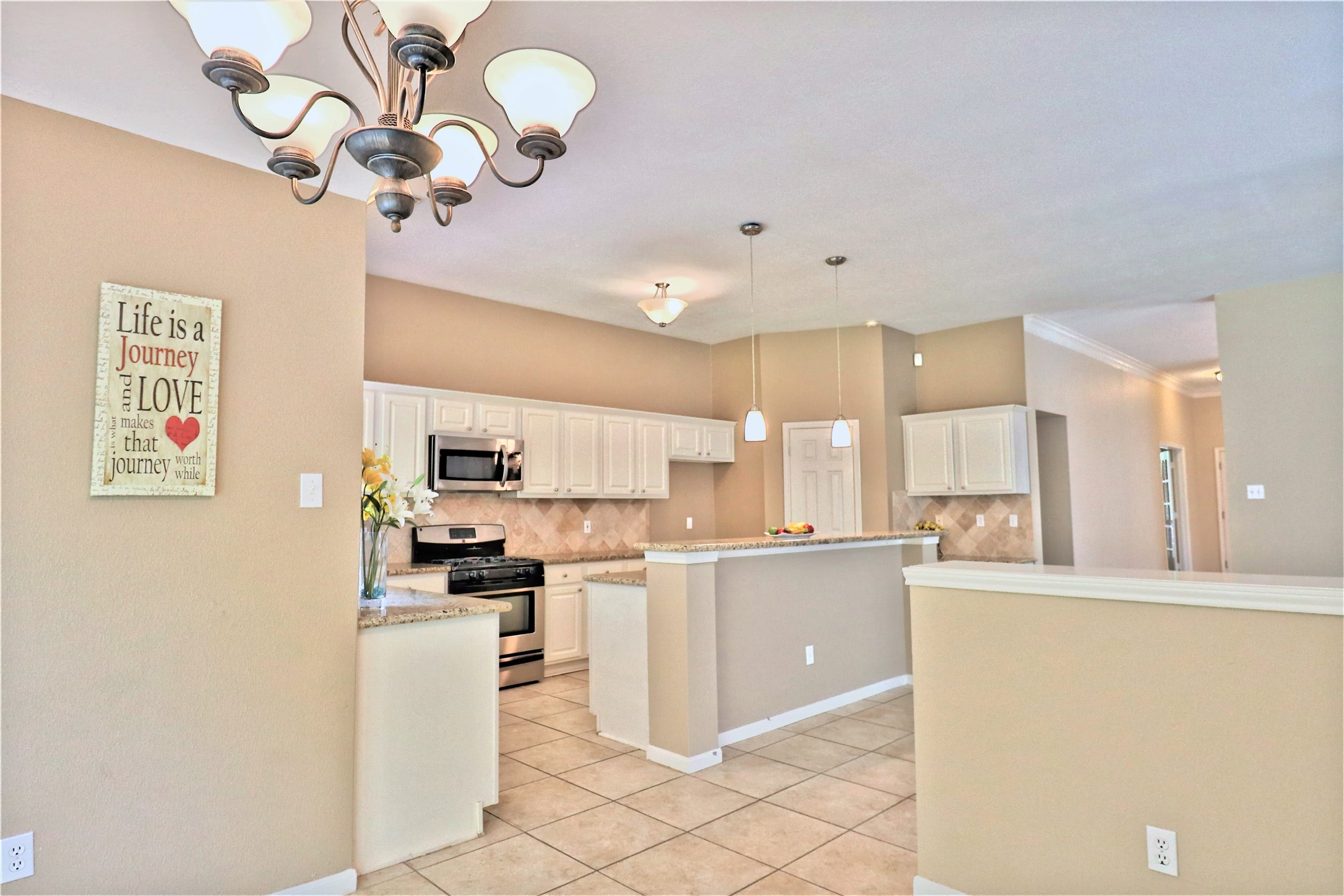 4530 Springfield Lakes Street Sugar Land, TX 77479 - Photo 13 of 32