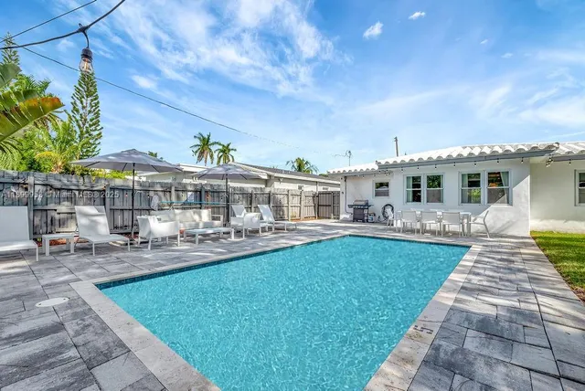 $869,000 | 1315 Northeast 16th Avenue, Fort Lauderdale, FL 33304