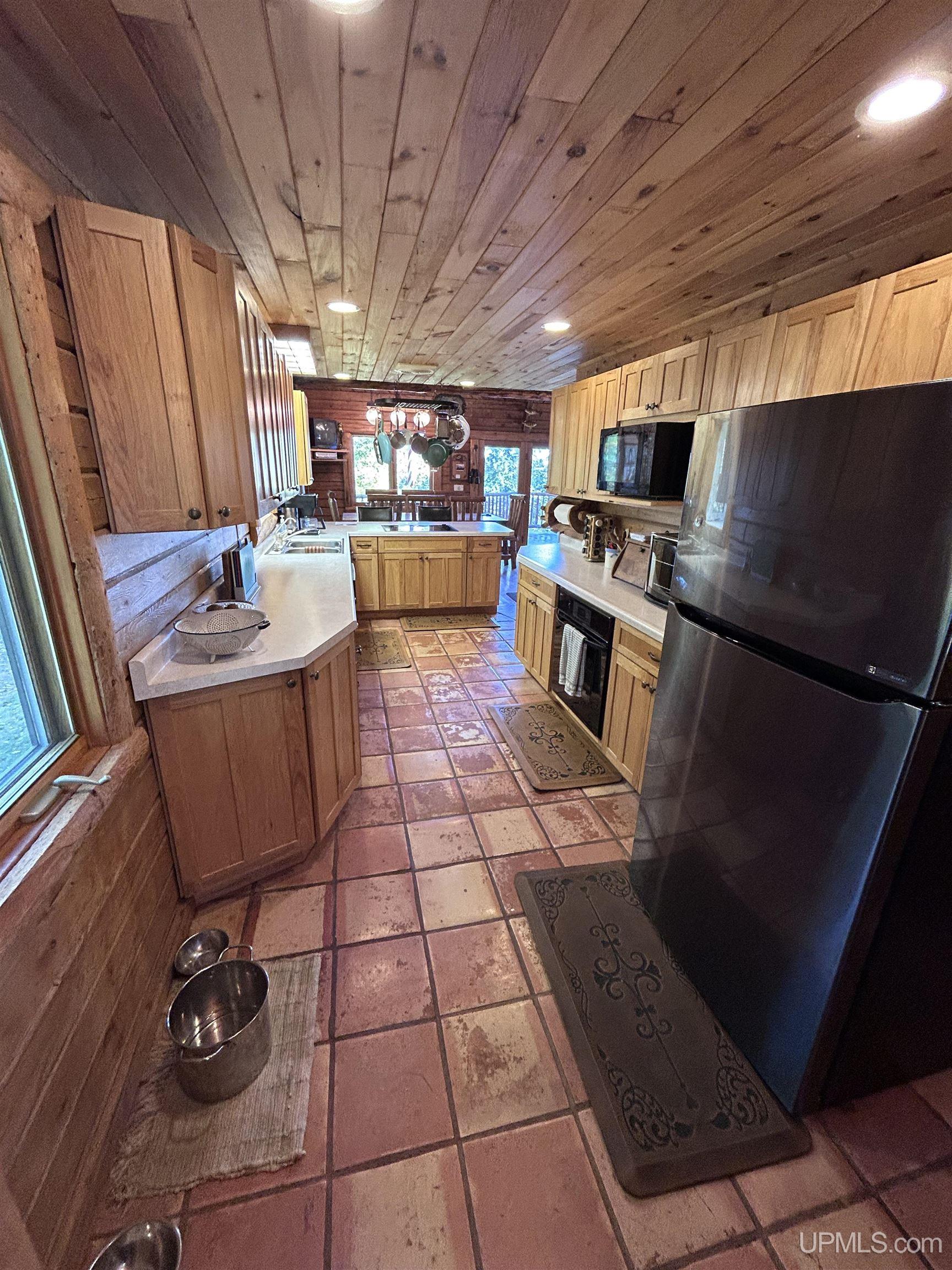16189 East Shore Road Bergland, MI 49910 - Photo 26 of 71