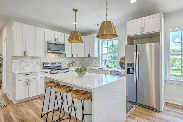 1685 Old Military Road Charleston, SC 29412 - Photo 4 of 27 1685 Old Military-5