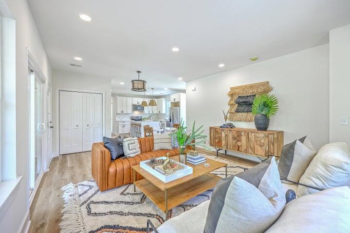 1685 Old Military Road Charleston, SC 29412 - Photo 6 of 27 1685 Old Military-16