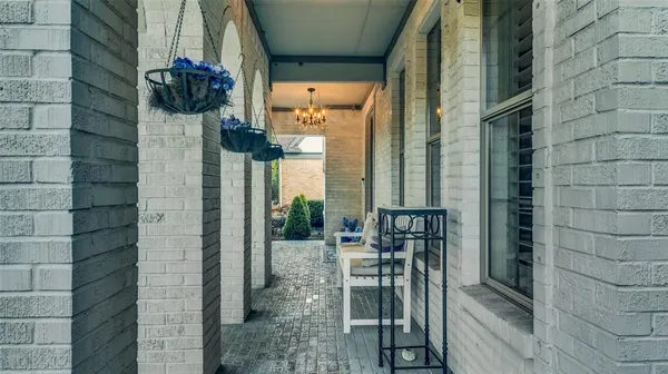 $9,500 | 5527 McCommas Boulevard, Dallas, TX 75206