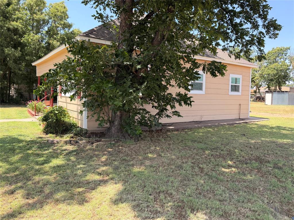 200 South Ave C Haskell, TX 79521 - Photo 5 of 30