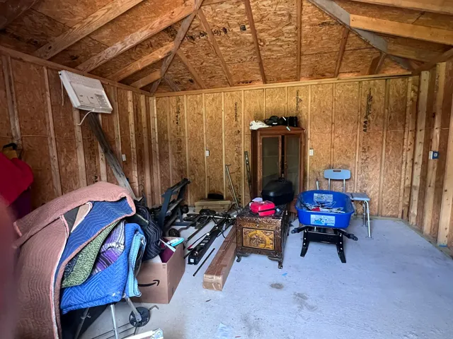 a close up view of washer and dryer