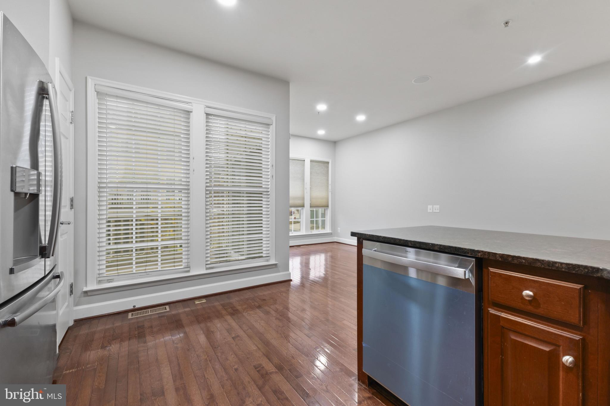 573 Dandelion Terrace Southeast Leesburg, VA 20175 - Photo 10 of 31 a view of livingroom with hardwood