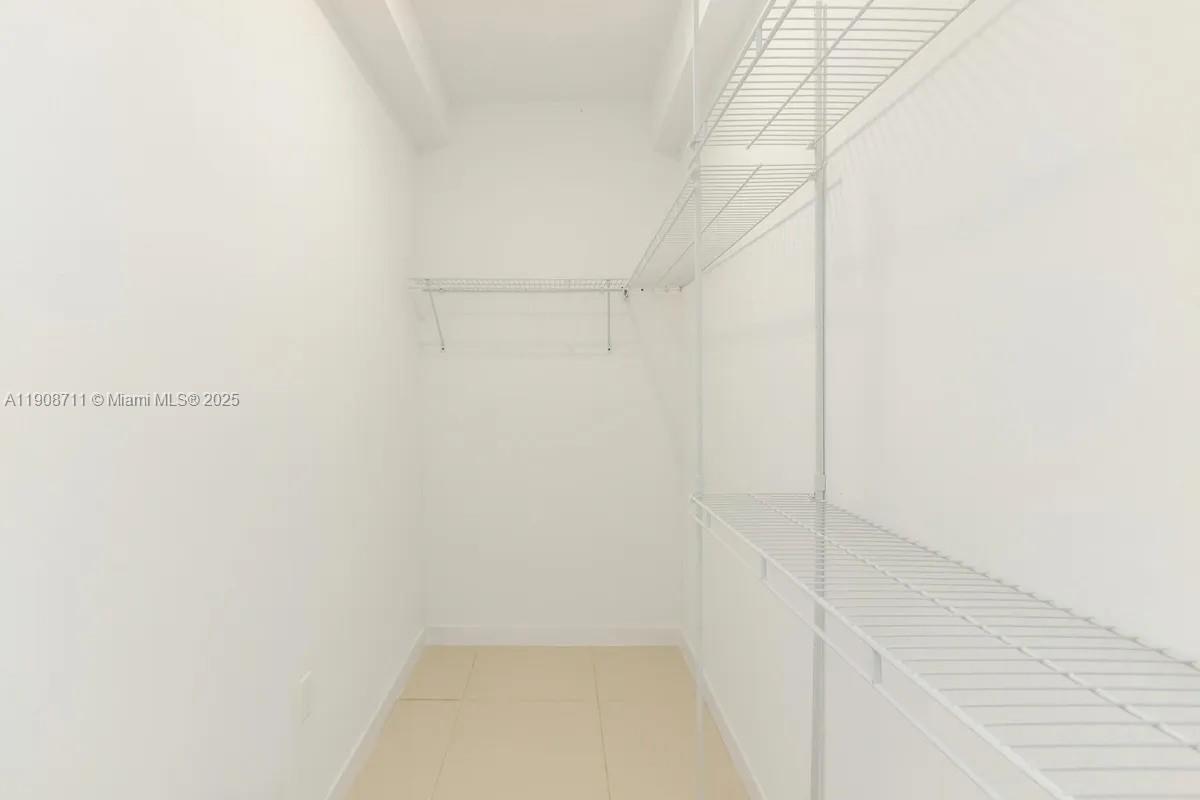 25850 Southwest 140th Court, Unit 6209 Homestead, FL 33032 - Photo 9 of 29 a view of small space