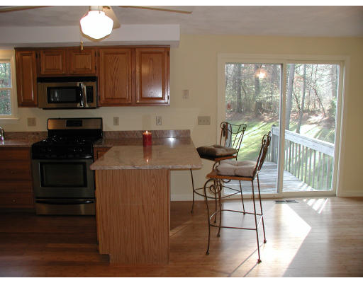 10 Tall Tree Way Georgetown, MA 01833 - Photo 4 of 17 Gallery Image 4