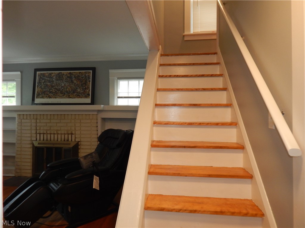 1669 Crest Road Cleveland Heights, OH 44121 - Photo 13 of 23