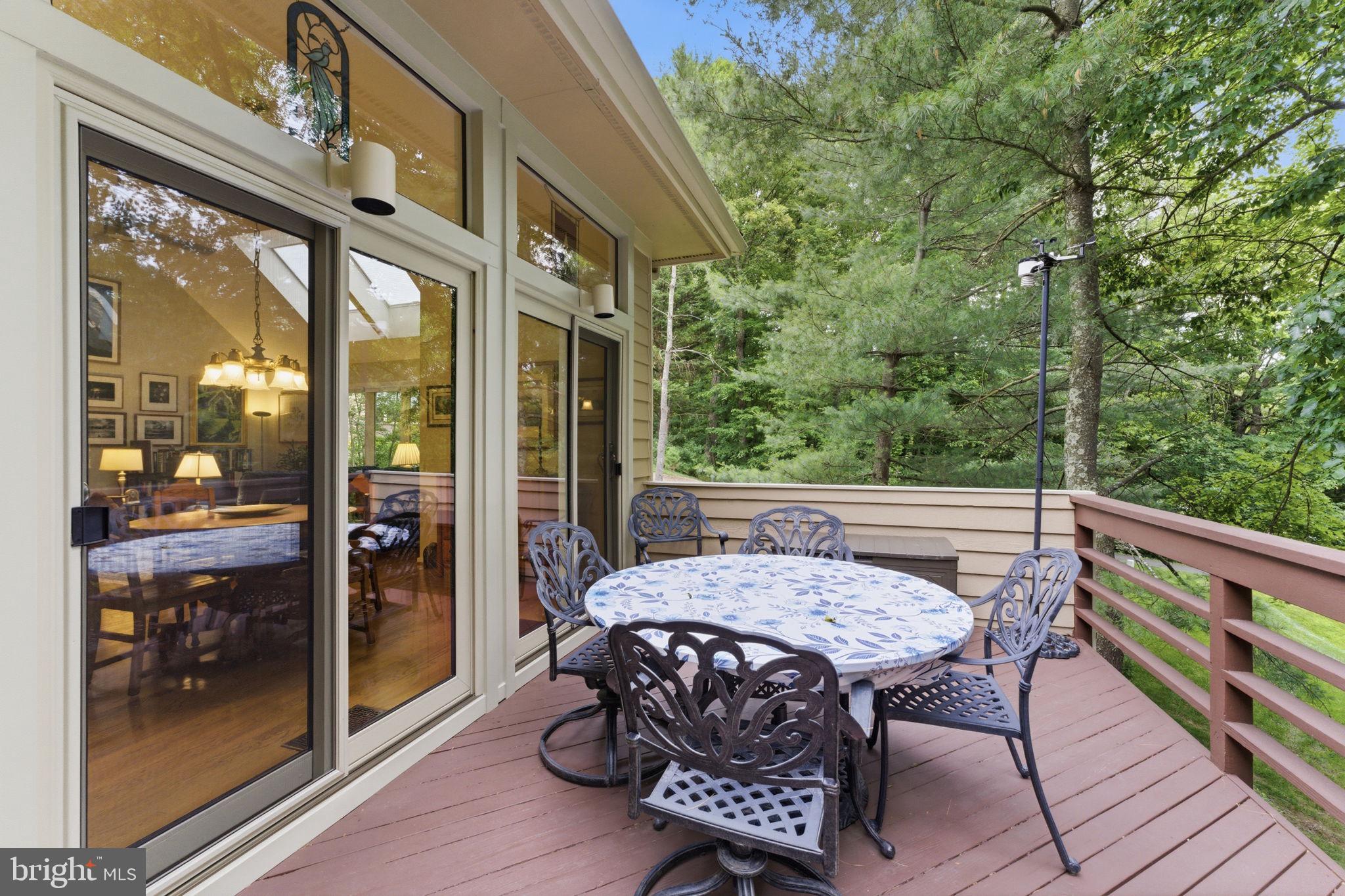 1608 Woodstock Lane Reston, VA 20194 - Photo 59 of 76
