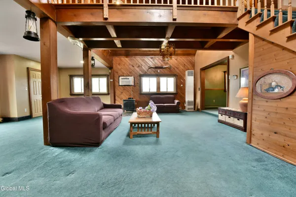 $2,975 | 467 County Road 75, Mechanicville, NY 12118