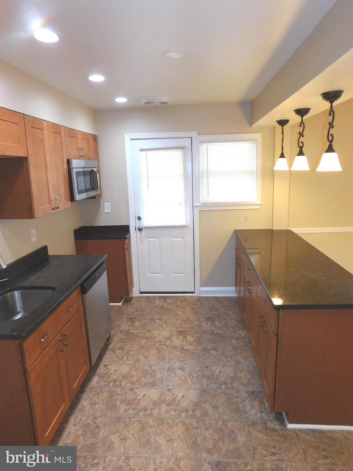 5610 Sagra Road Baltimore, MD 21239 - Photo 11 of 30 Kitchen