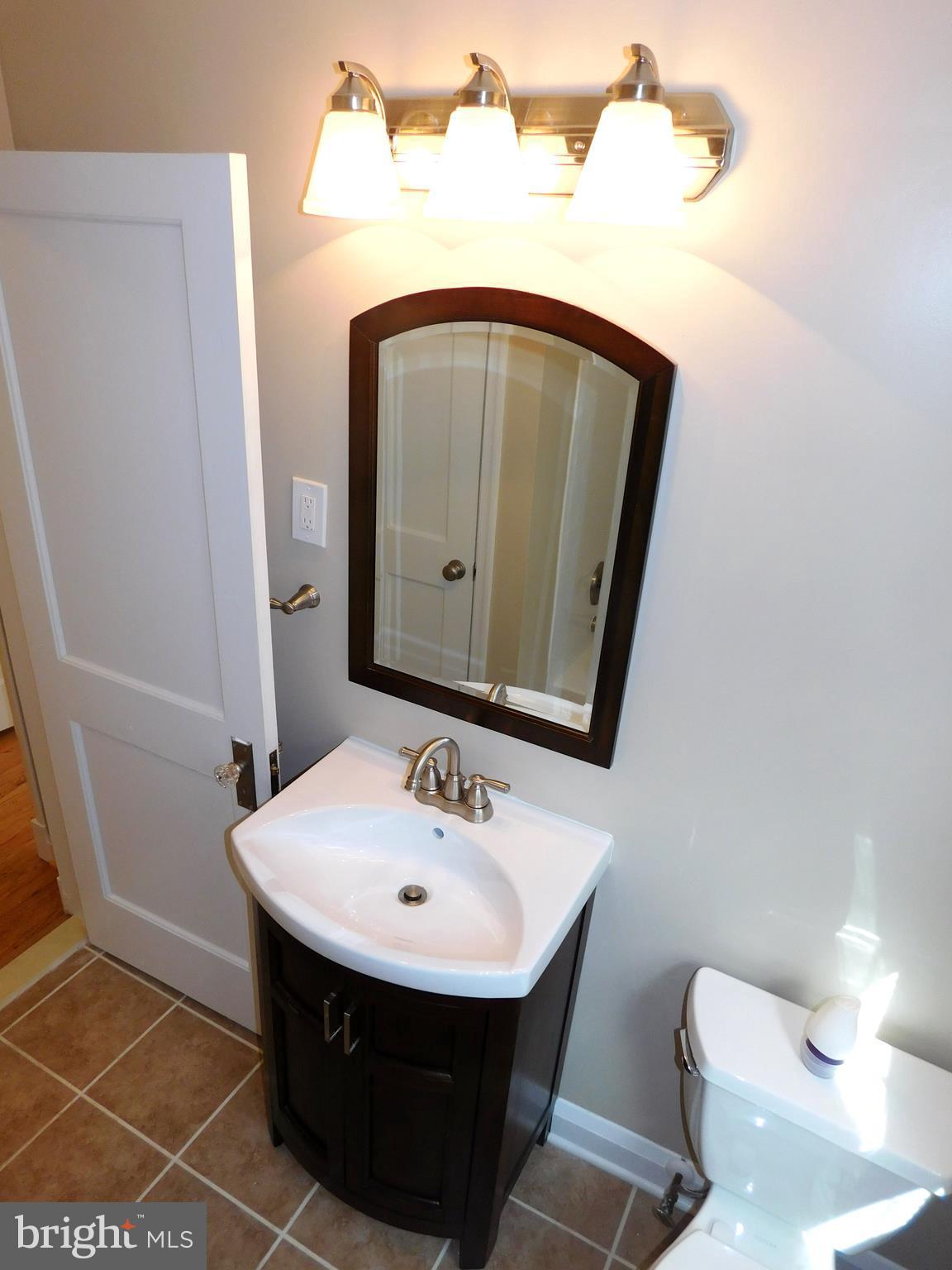 5610 Sagra Road Baltimore, MD 21239 - Photo 25 of 30 Bath