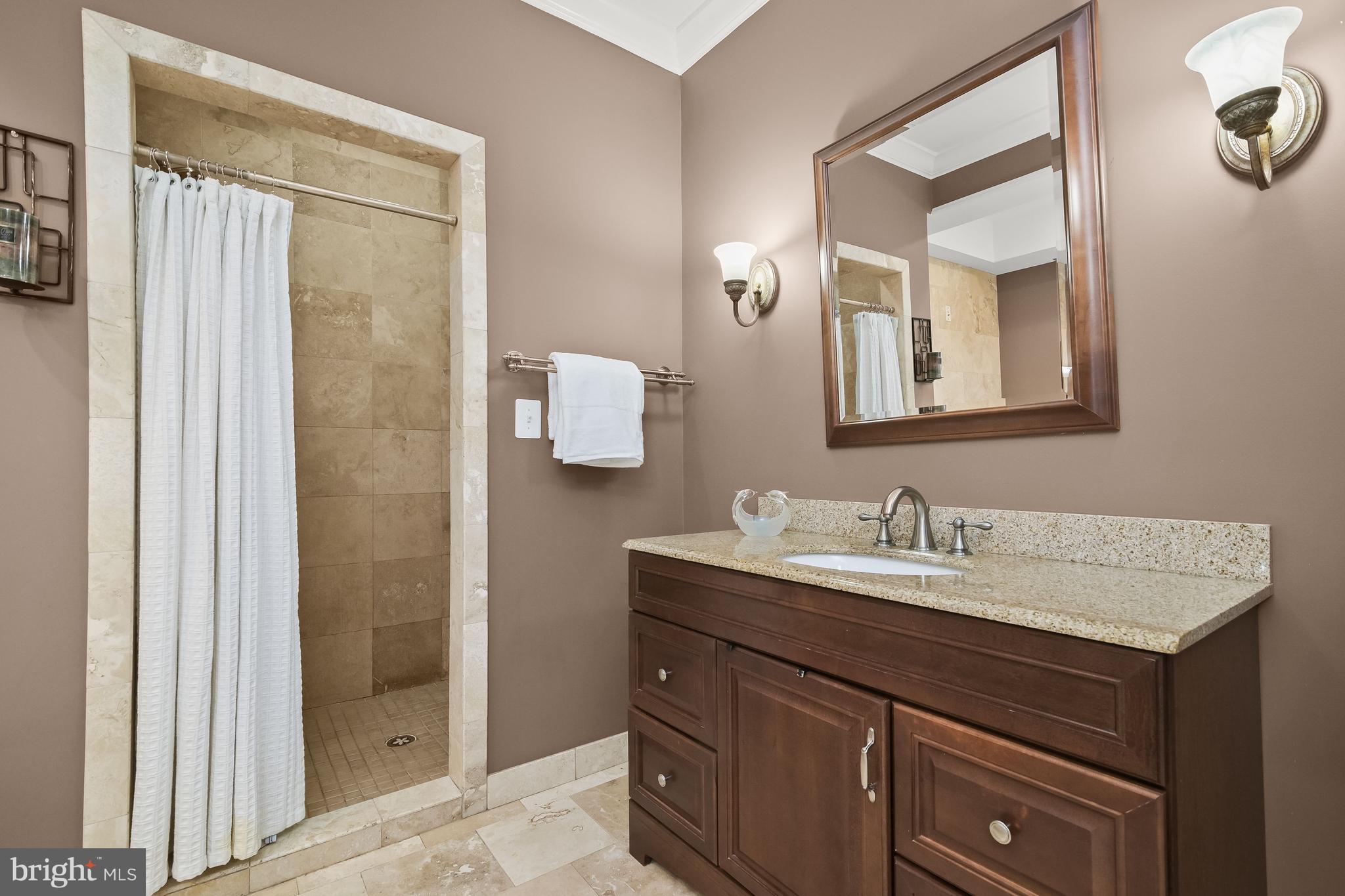 12042 Steven Lane Dunkirk, MD 20754 - Photo 33 of 79 Primary Bath