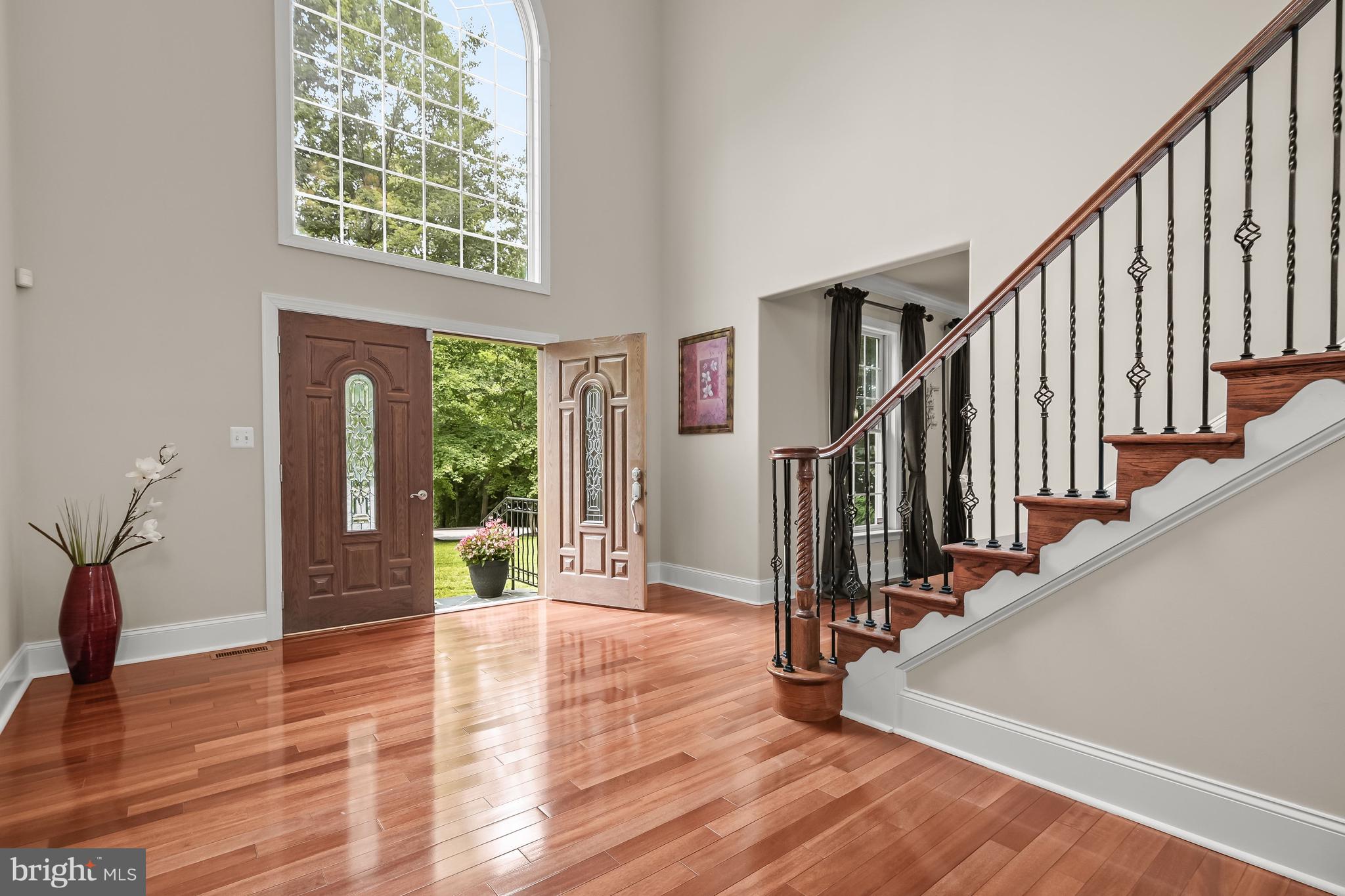 12042 Steven Lane Dunkirk, MD 20754 - Photo 7 of 79 Foyer