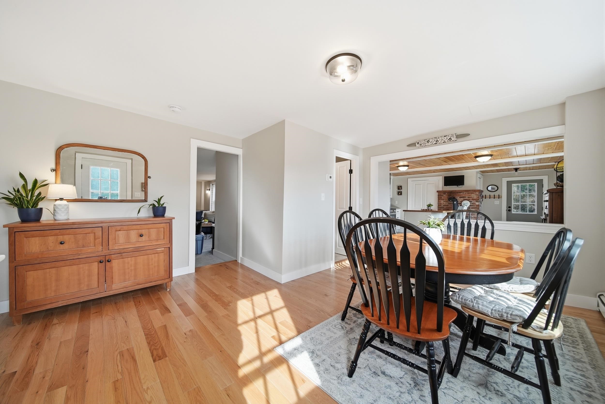 131 N Road East Kingston, NH 03827 - Photo 11 of 56