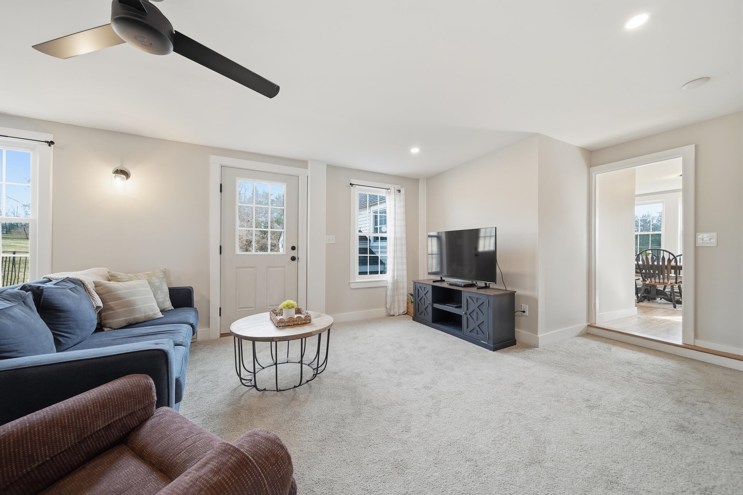 131 N Road East Kingston, NH 03827 - Photo 16 of 56