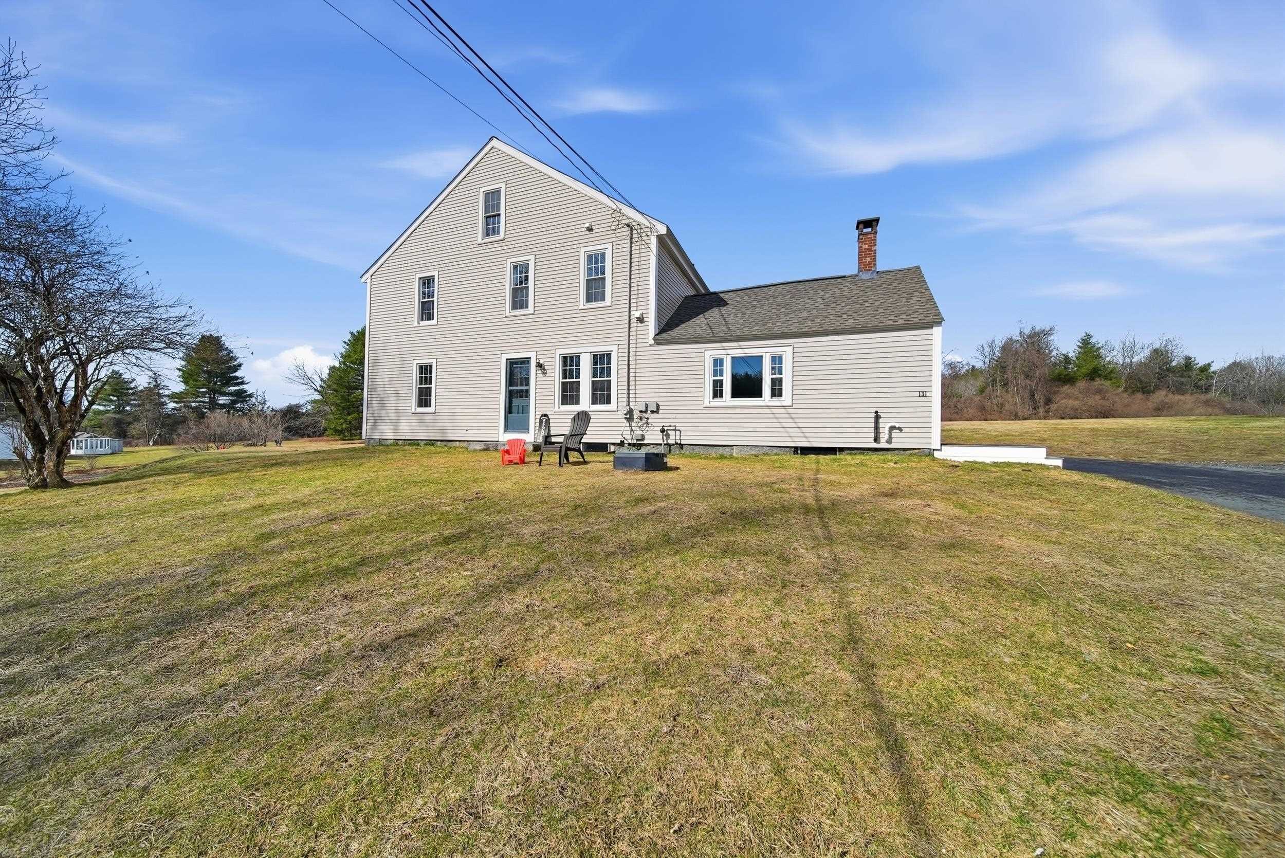 131 N Road East Kingston, NH 03827 - Photo 4 of 56