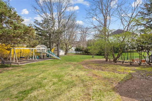 $1,300,000 | 5 Lynne Court, Suffern, NY 10901